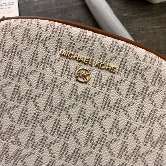 Michael Kors Jet Set Charm Small Logo Crossbody Bag - Picture 9 of 13